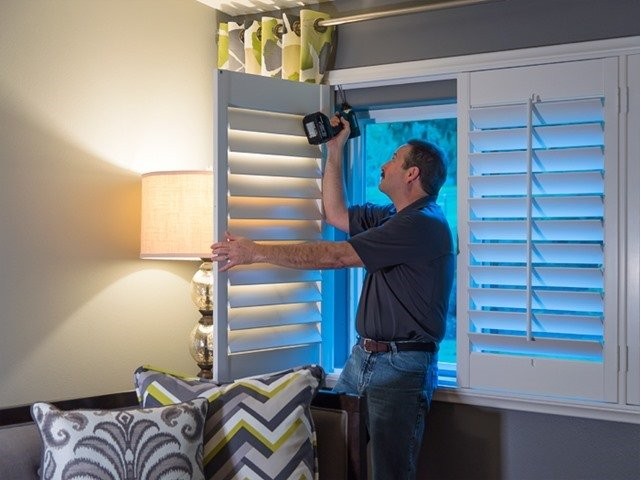 Hunter Douglas Dealer Image